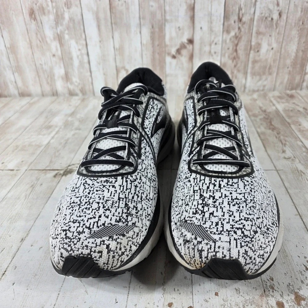Brooks Adrenaline GTS 20 Mens Running Shoes Black White 1103071D156 Size 12 D